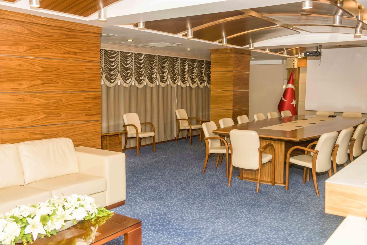 Ozgobek Ronesans Hotel De Luxe Uşak Exteriör bild